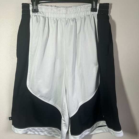 SOLD Men’s Silver and Black Jordan Basketball/Athletic Shorts Size M SOLD - Picture 1 of 6